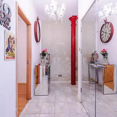 Central Northern Quarter Two Bedroom マンチェスター