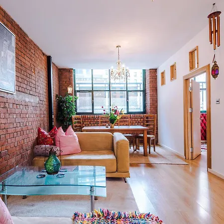 アパート Central Northern Quarter Two Bedroom *