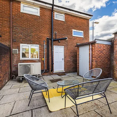 Quayside Escape- Tranquil Double In Shared With Private Free Standing Bath And Free Parking Manchester