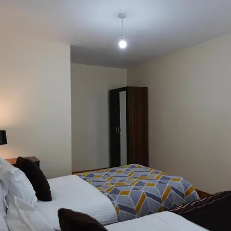 Royal Living * Manchester