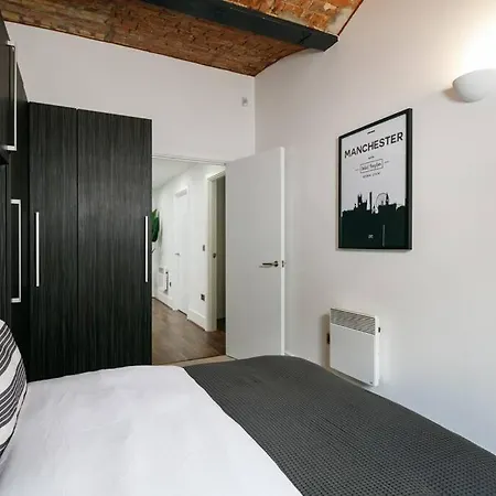 Cavern By The Heim Residences * Манчестер