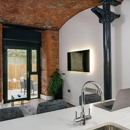 Cavern By The Heim Residences Manchester