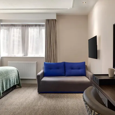 Trafford Hall Manchester, Trademark Collection By Wyndham 3* Manchester