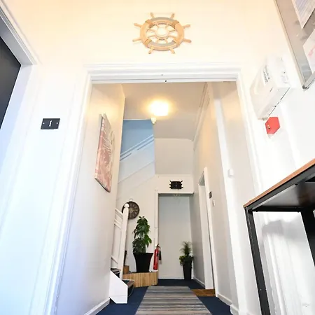 Spacious Studio Near Christie Hospital Διαμέρισμα Μάντσεστερ