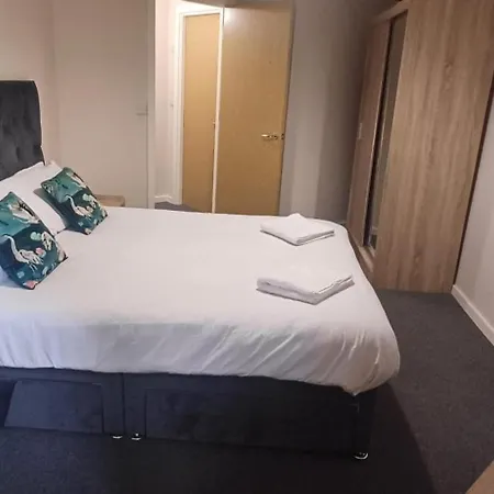 Sandringham 1 King Bed With Sofabed Апартаменты