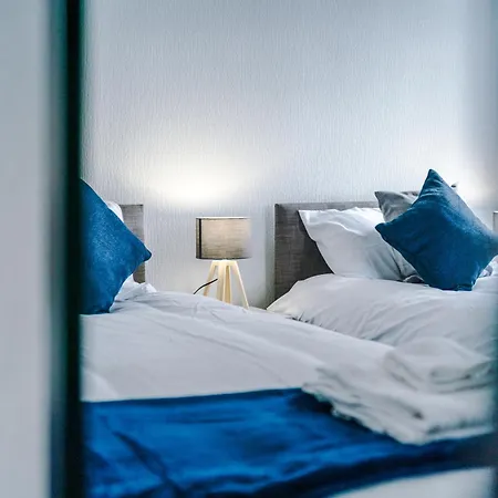 Otel Salford Oasis Short Term Let - Walking Distance From Hospital - Free Parking Manchester