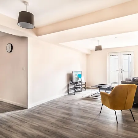Bright & Stylish 2 Bed In شقة مانشستر