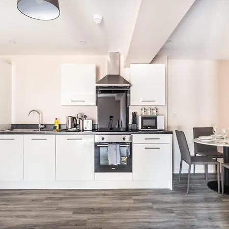 Bright & Stylish 2 Bed In 曼彻斯特