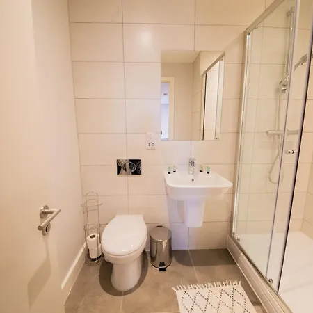 Stunning 3 Bedroom * Manchester