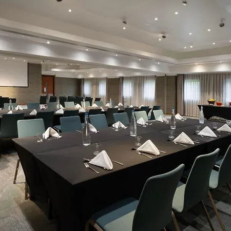Hotel Delta By Marriott Manchester Airport Manchester
