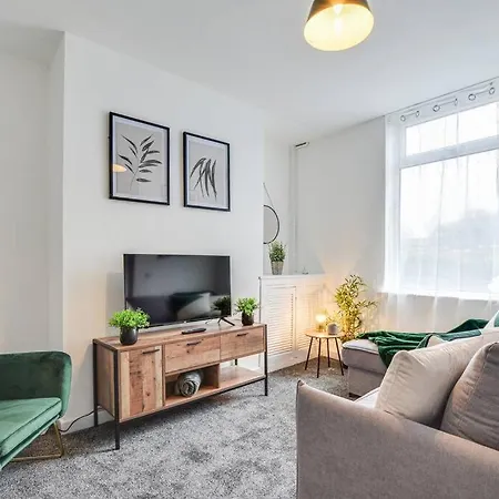 Nyaraló Stylish & Vibrant 2 Bedroom Manchester
