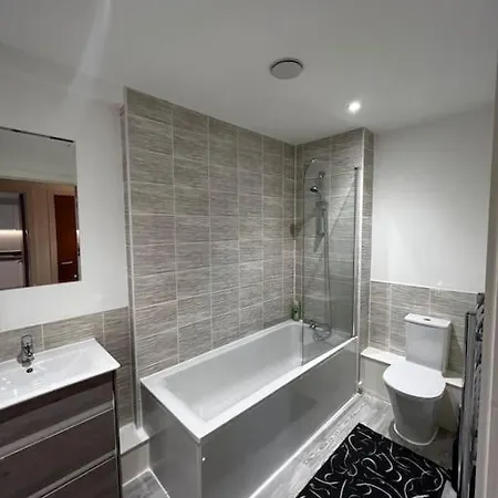 Cosy 2bed Penthouse, Mcr, Salford Apartmán *