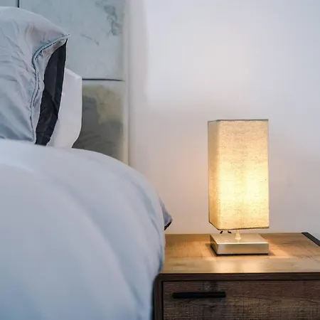 Luxurious Living 2 Bedroom Сasa de vacaciones *