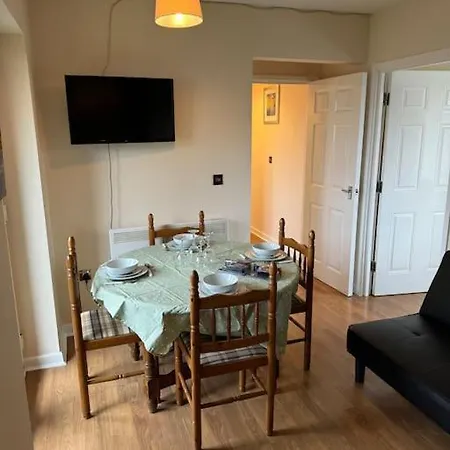 Modern, Quiet, Sleeps 9, Etihad, Coop Live, * Manchester