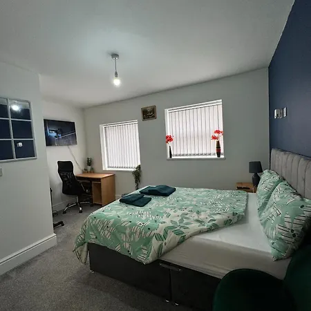 Ur Place Bed & Breakfast Failsworth