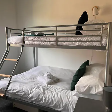 Holiday home Pass The Keys Old Trafford 4-bedroom Retreat Near United & Centre - Family-friendly *