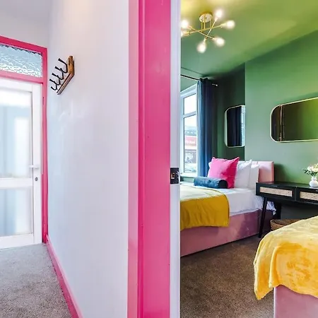 Trendy 3br Pad In
