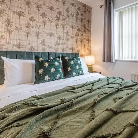 Boutique 4-bed House In - Games 펜션