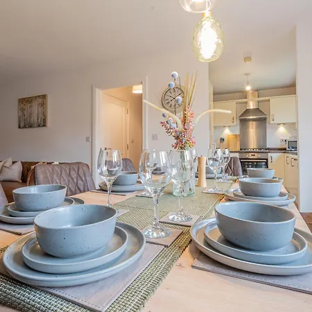 בית נופש Boutique 4-bed House In - Games