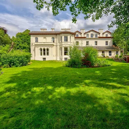 Garden In Hidden Oasis Pass The Keys Manchester