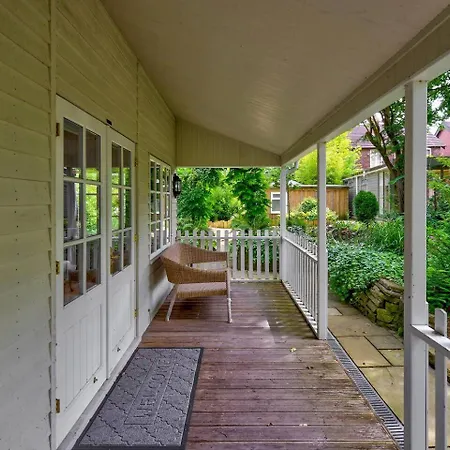 Garden In Hidden Oasis Pass The Keys