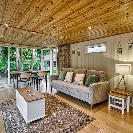 Garden In Hidden Oasis Pass The Keys