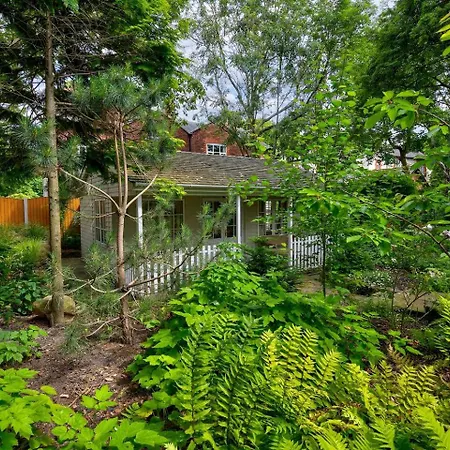 Garden In Hidden Oasis, - Pass The Keys *