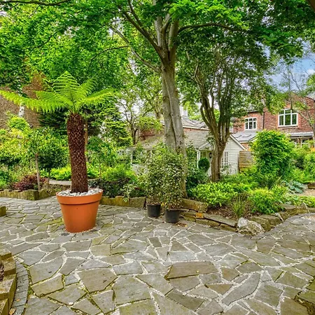 Garden In Hidden Oasis Pass The Keys Manchester