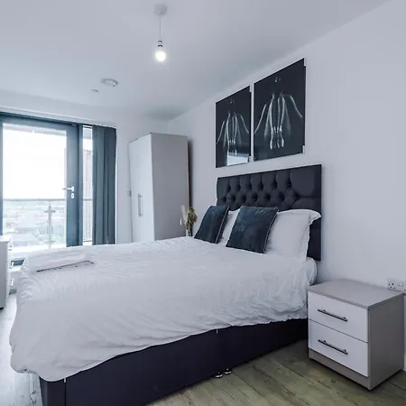 Quayview Oasis In Salford Apartment *