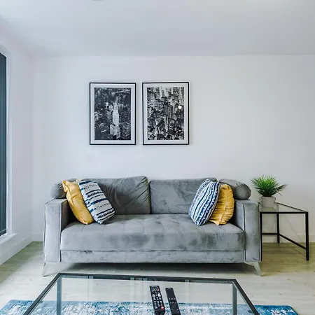 Quayview Oasis In Salford Manchester