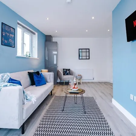 Appartement Brand New 1 & 2 Bed Flats Next To Eccles Station Manchester
