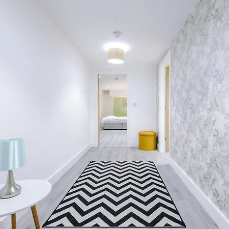 Brand New 1 & 2 Bed Flats Next To Eccles Station Apartment *