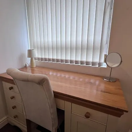 Flat In City Center Apartment *