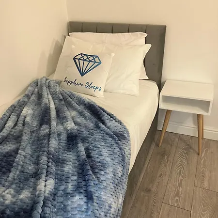 Cute, Comfortable & Classy Apartman Manchester