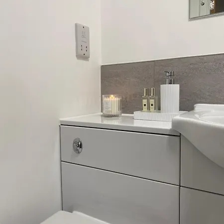 City Centre 2 Bedroom