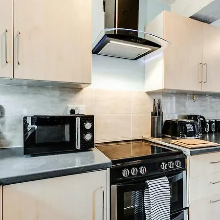 Large 3 Bed In Hébergement de vacances Manchester