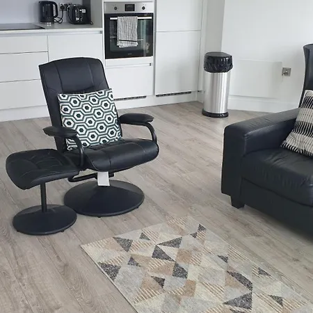 Stunning Large Luxury With Beautiful Views- Deansgate-city Centre *
