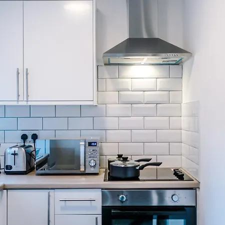 Sleek And Stylish 3 Bedroom Prázdninový dům *