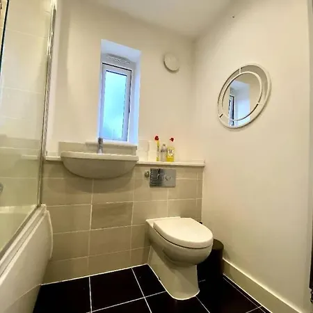 Lägenhet Uniquejoe - 3 Bedroom