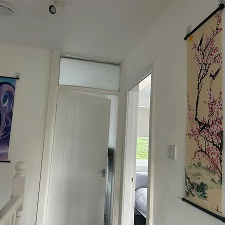 Your Manga House Near Coop Live Ethihad Apartment