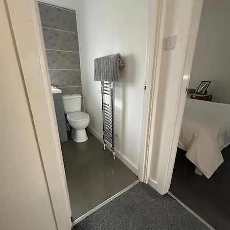 Your Manga House Near Coop Live Ethihad Μάντσεστερ