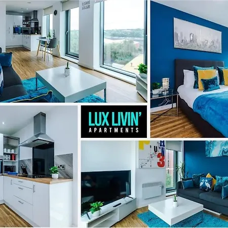 Apartment Lux Livin' - Luxury 2 Bed With Skyline View & 24 Hour Gym *