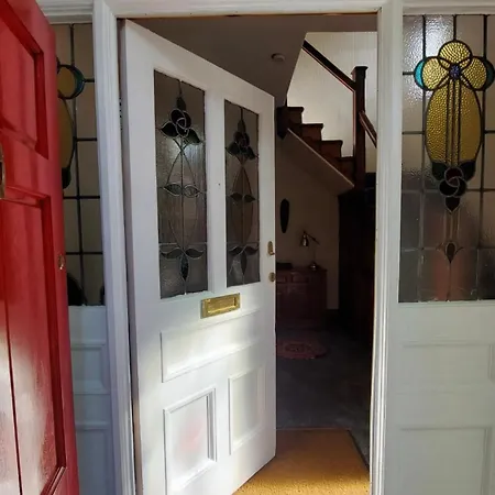 Homestay The Whins Manchester