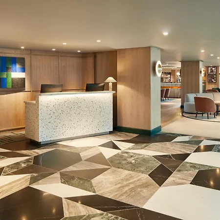 Marriott Piccadilly מלון