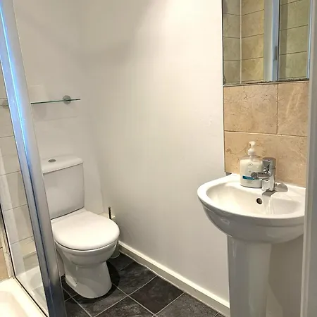 Apartman 2 Bed Ensuite With Balcony And Free Onsite Secure Parking Manchester