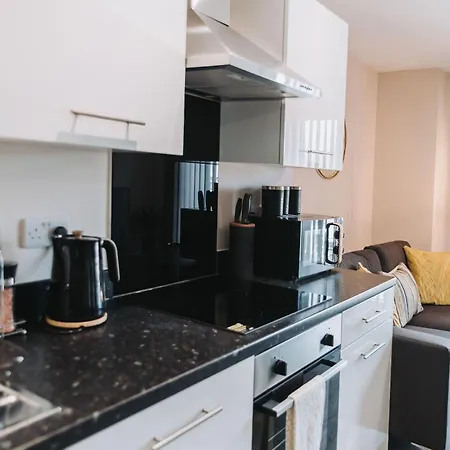 Ideal Near Old Trafford * Manchester