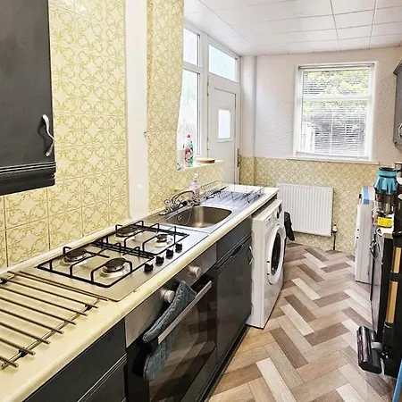 Apartment Audenshaw, *