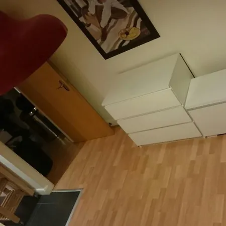 Quickspaces Alexandra 아파트