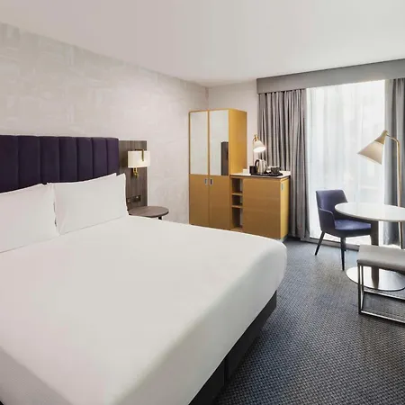 Doubletree By Hilton Piccadilly Hotel Manchester