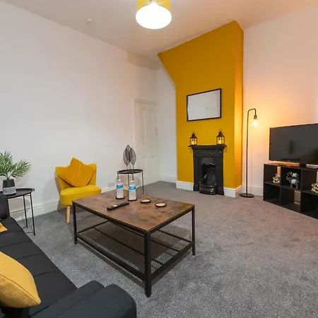 The Upside Down House Near Coop Live Arena , Etihad And Mcr Centre